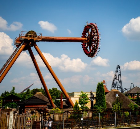 Niezapomniana Przygoda w Parku Rozrywki Energylandia | Zator