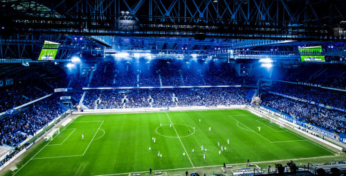Lech Poznań - Bilet na Mecz dla Dwojga w Strefie Gold - prezent dla miłośników piłki nożnej