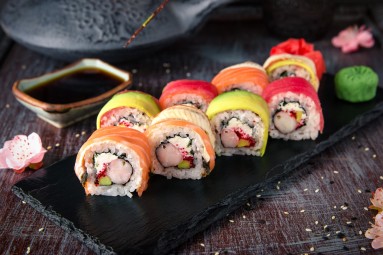 Zestaw Sushi dla Dwojga - prezent dla małżeństwa