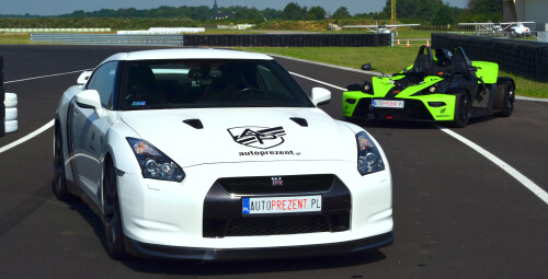Jazda Nissanem GTR (1 okrążenie) | Tor Główny - prezent dla faceta_P