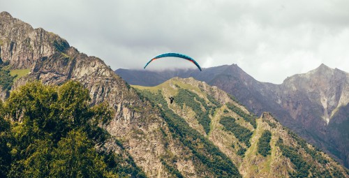 Lot Akrobatyczny Paralotnią nad Górami - prezent dla niego_S