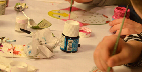 Zwiedzanie Centrum Dziedzictwa Szkła i Piwnic Przedprożnych - prezent na urodziny