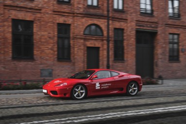 Co-Drive Ferrari Ulicami Miasta - prezent dla dziecka_W