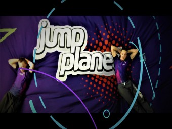 Szalona Zabawa w Parku Trampolin dla Rodziny Kalisz Jump Planet - prezent dla grupy_PP