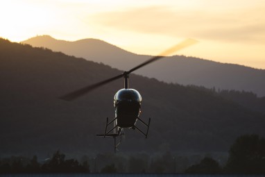 Lot Widokowy Helikopterem VIP (30 minut)-prezent dla grupy_P
