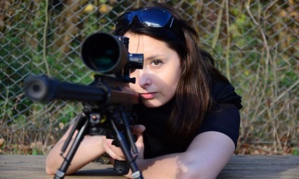 Kurs Strzelania Bojowego - Prezent dla Kobiety