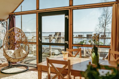 Trzydniowy Odpoczynek pośród Drzew dla Dwojga | Mielno | HT Houseboats & Herbals | - prezent dla chłopaka_PP