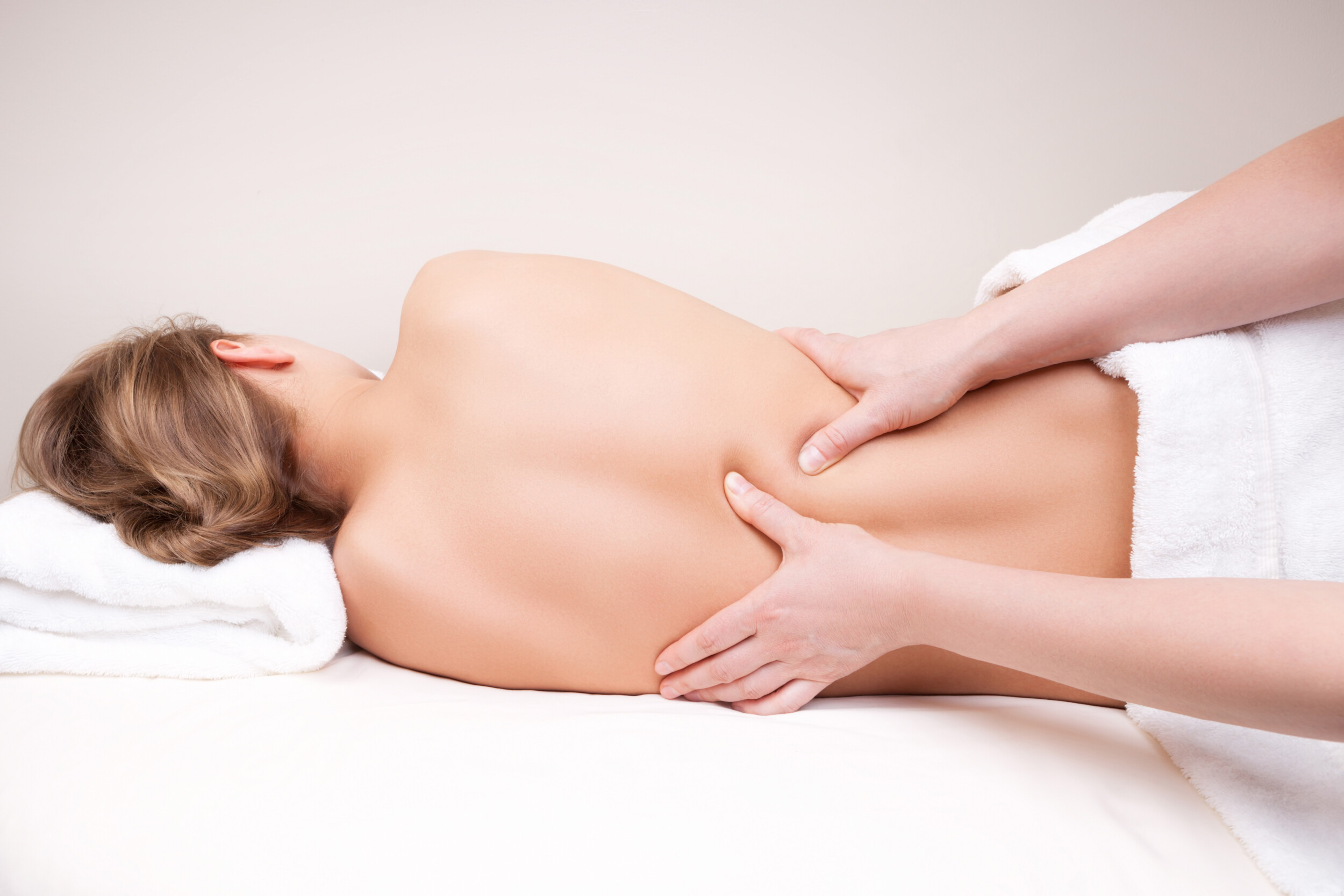 Massage 7. Массаж спины. Пояс для массажа. Массаж поясницы. Массаж спины и поясницы.