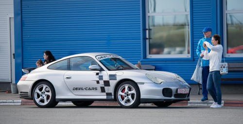 Pojedynek Subaru Impreza WRX vs. Porsche 911 | 2 okrążenia_Prezent dla Kobiety_P