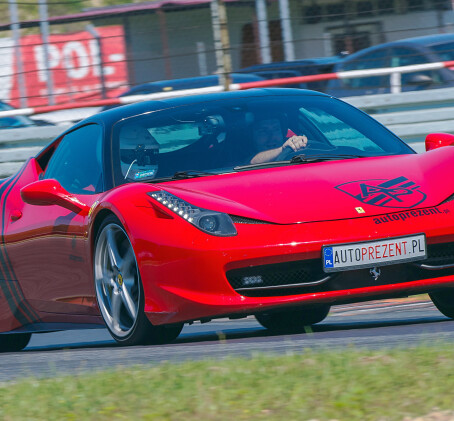 Pojedynek Ferrari 458 Italia vs. Ferrari F430 | 2 okrążenia | Tor Główny