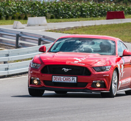 Pojedynek Ford Mustang vs. KTM X-Bow | 2 okrążenia | Tor Główny