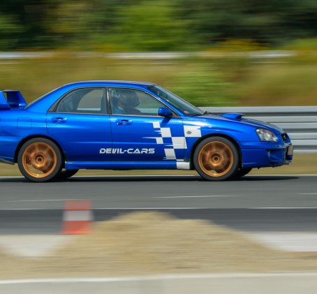 Pojedynek Subaru Impreza WRX vs. Porsche 911 | 2 okrążenia | Tor Główny