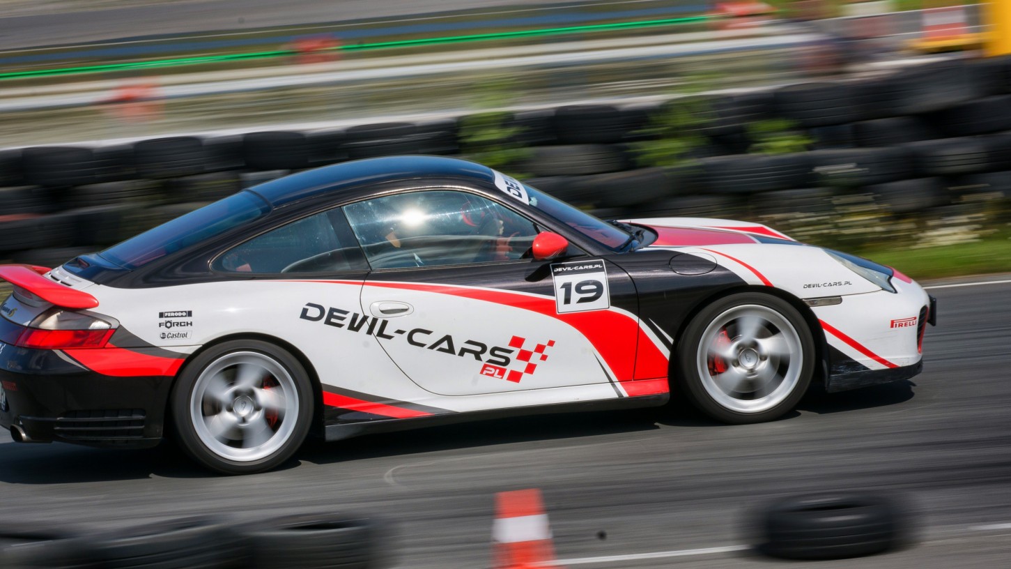 Poprowadź Porsche 911 | 1 okrążenie | Wiele Lokalizacji