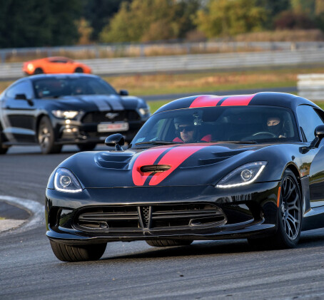 Poprowadź Dodge Viper GTS | 1 okrążenie | Tor Główny