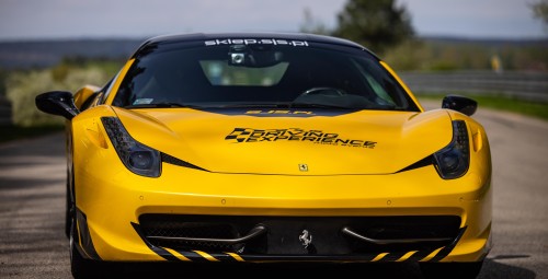 Przejażdżka Ferrari 458 Italia dla Dziecka (1 okrążenie) | Wiele Lokalizacji-Prezent dla Dziecka_P