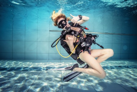 Profesjonalne Nurkowanie Scuba w Deepspot Off-Peak | Warszawa (okolice)