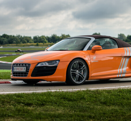 Poprowadź Audi R8 V10 | 1 okrążenie | Wiele Lokalizacji