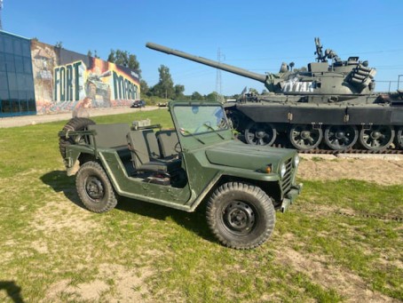Poprowadź Wojskowy Samochód Terenowy Ford Mutt | Koszalin (okolice)