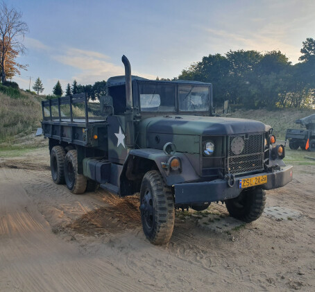 Poprowadź Wojskową Ciężarówkę REO M35 | Koszalin (okolice)