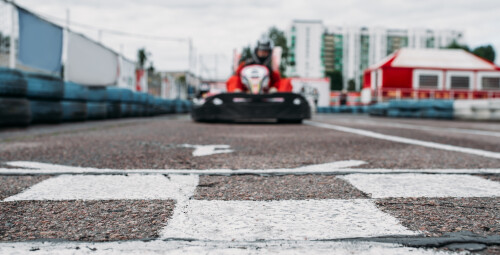 Gokarty Plus dla Przyjaciół | Warszawa - Prezent dla koleżanek _S _S