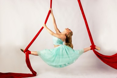 Poznaj Aerial Silks | Radom | Cocoon Pole Dance Academy | - prezent dla niej_SS