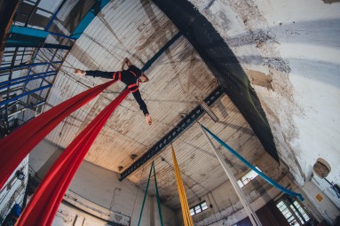 Kurs Aerial Silks | Radom | Cocoon Pole Dance Academy | - prezent dla narzeczonej_SS