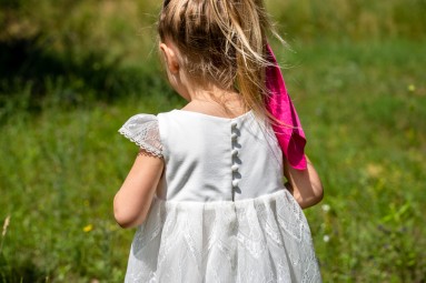Stwórz Wymarzoną Sukienkę dla Dziewczynki | Poznań | Little Bee | - prezent na dzień dziecka_P