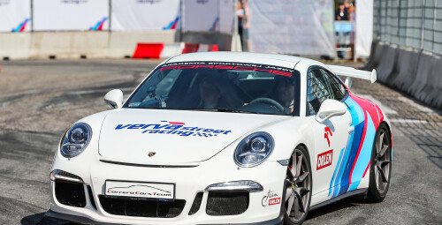 Pojedynek Porsche 911 (991) GT3 “Robert Kubica Signature” vs. Alfa Romeo Giulia Quadrifoglio - Prezent dla niego _P