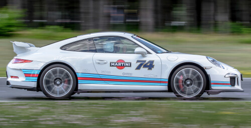 Pojedynek Porsche 911 (991) GT3 vs. Maserati GT MC Stradale - prezent dla niego_P