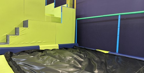 Szalona Zabawa w Parku Trampolin dla Rodziny | Płock-Prezent dla Przyjaciół_P