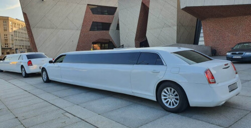 Przejazd Limuzyną Chrysler 300C | Toruń | EuroLimuzyny | - prezent na mikołajki_PP