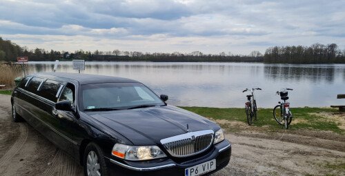 Przejazd Limuzyną Lincoln Town Car | Toruń | EuroLimuzyny | - prezent na urodziny_PP