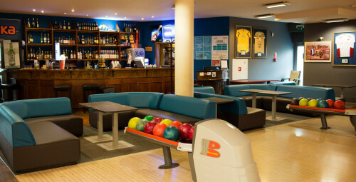 Gra w Kręgle dla Przyjaciół | Opole | Szara Willa | - prezent dla przyjaciół_PP