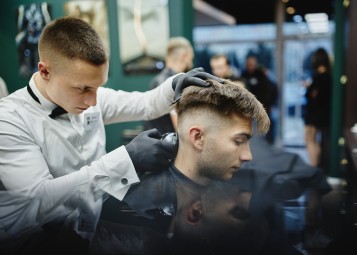 Ekskluzywna Wizyta u Barbera | Rzeszów | Boske Barber Rzeszów | Prezent dla Chłopaka_PP