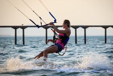 Indywidualna Lekcja Kitesurfingu | Jastarnia | Kite Strefa | - prezent dla dziewczyny_SS