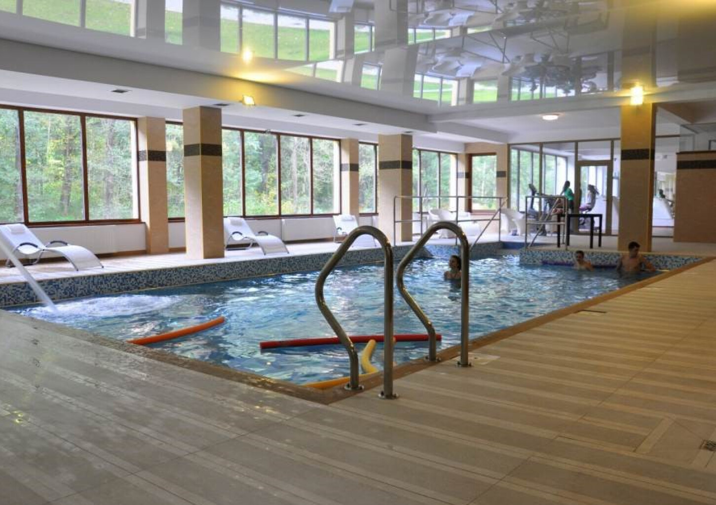 Odprężający Pobyt (1 Noc, 2 Osoby) | Hotel MirJan | Lądek Zdrój