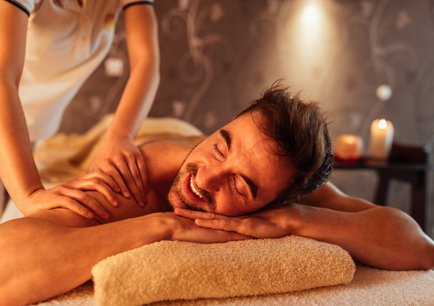 Masaż Relaksacyjny dla Niego | Wiele Lokalizacji