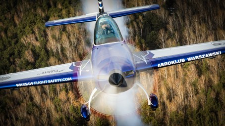 Lot Akrobacyjny Samolotem z Filmowaniem | Nasielsk (okolice) | Prezent dla Niej_PP