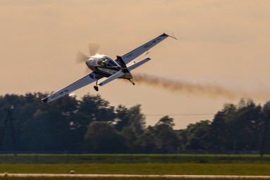 Lot Akrobacyjny Samolotem z Filmowaniem | Nasielsk (okolice) | Prezent dla Znajomych_PP