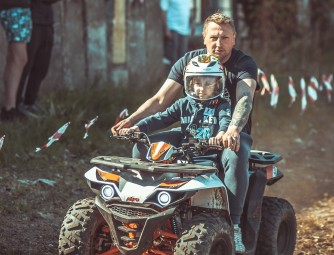Jazda Quadem dla Dziecka (120 minut) | Trześcianka-Prezent na Mikołajki_P
