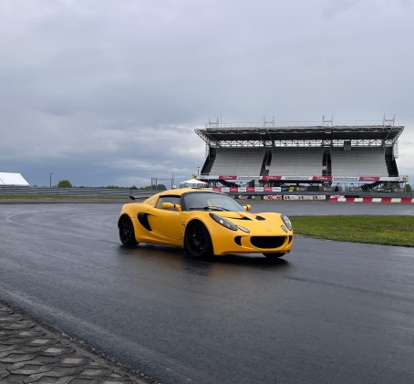 Jazda Lotus Exige (6 okrążeń) | Wiele Lokalizacji