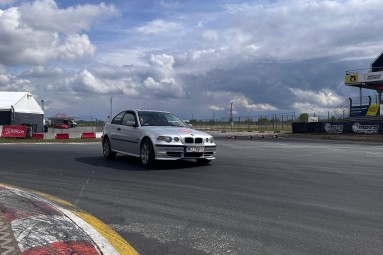 Jazda BMW E46 (4 okrążenia) | Wiele Lokalizacji-Prezent na Dzień Chłopaka_P