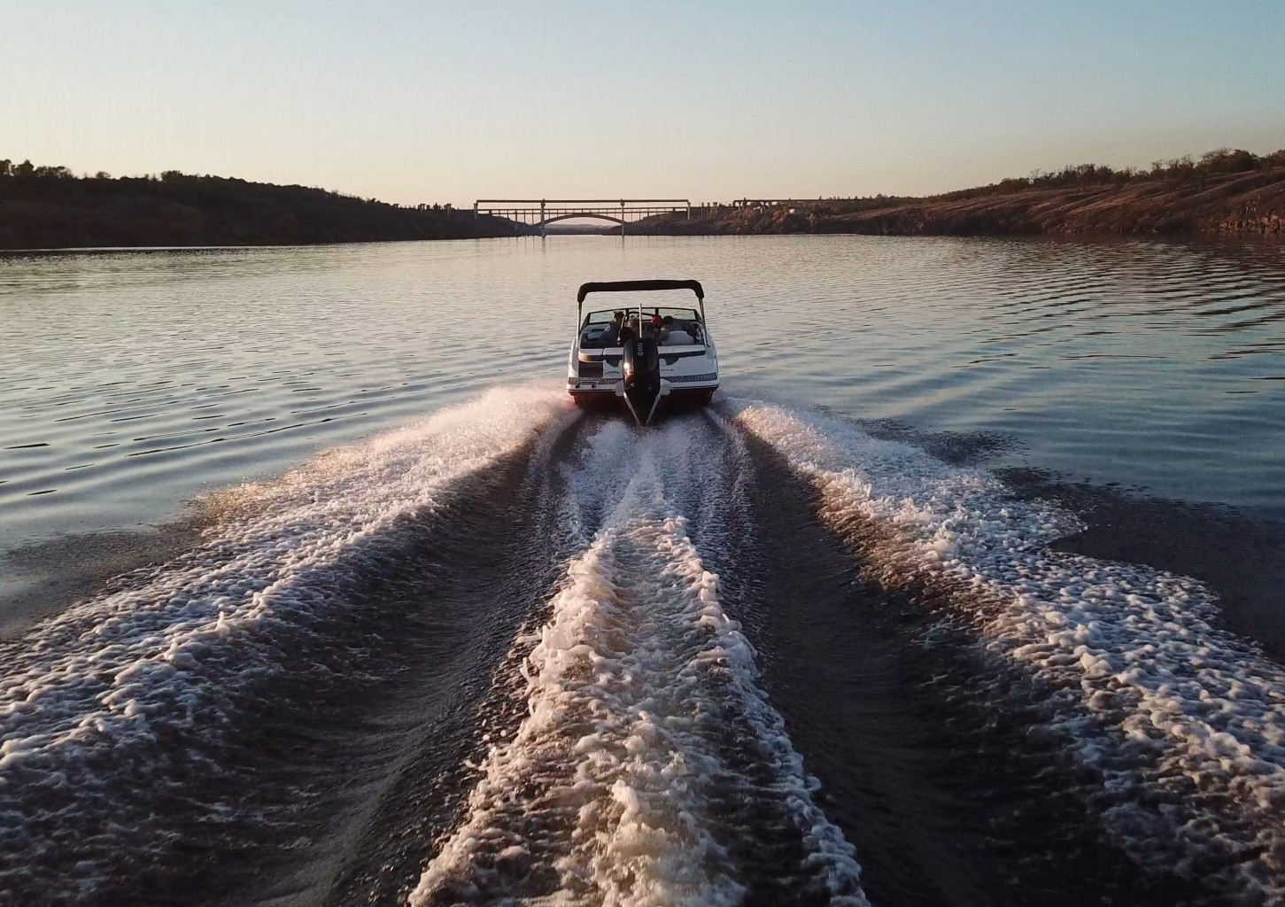 Rejs Motorówką po Motławie dla Dwojga (60 minut) | Gdańsk