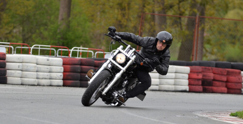 Szkolenie z Doskonalenia Jazdy Własnym Motocyklem | Wiele Lokalizacji | Prezent dla Niego_PP