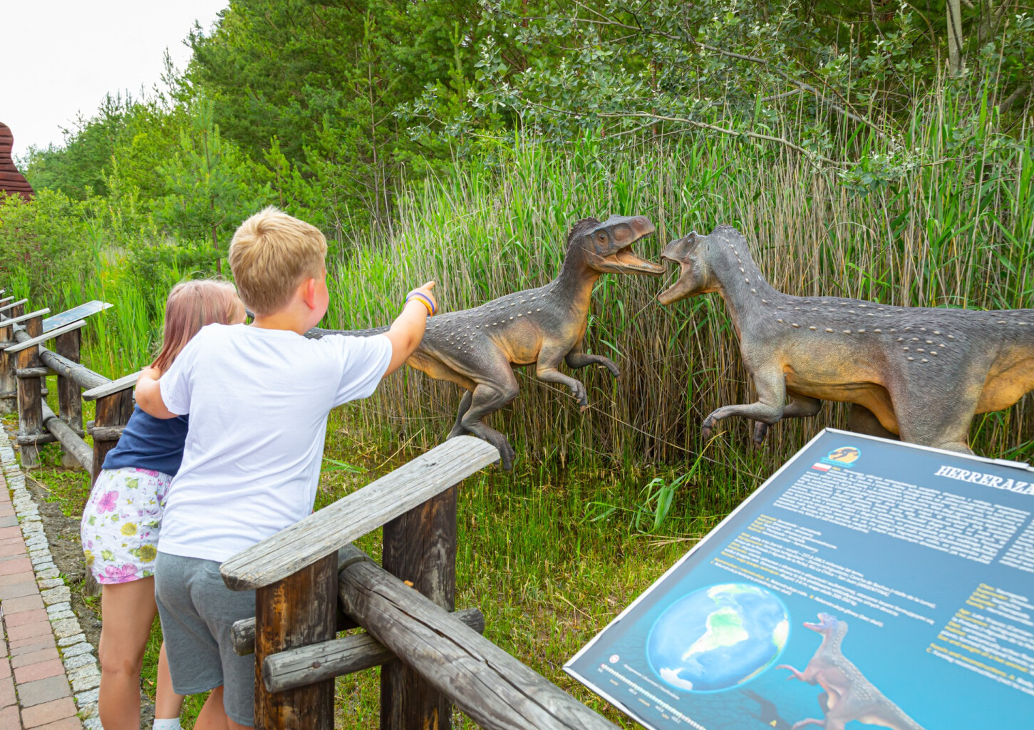 Całodniowa Zabawa w JuraParku Krasiejów dla Rodziny (2+1) | Opole (okolice)
