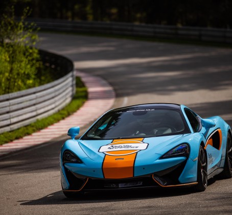 Poprowadź McLaren 570GT (1 okrążenie) | Wiele Lokalizacji