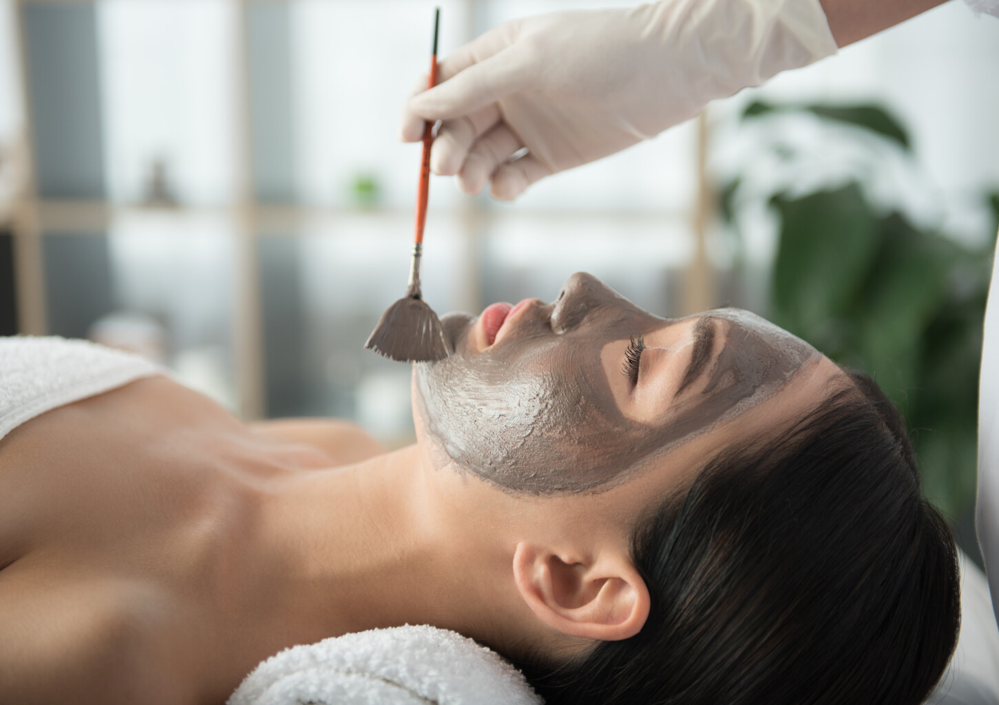 Regenerujący Zabieg na Twarz | Kielce