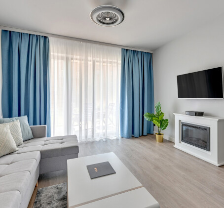 Niezapomniany Pobyt (2 noce, 4 osoby) | Lion Apartments 