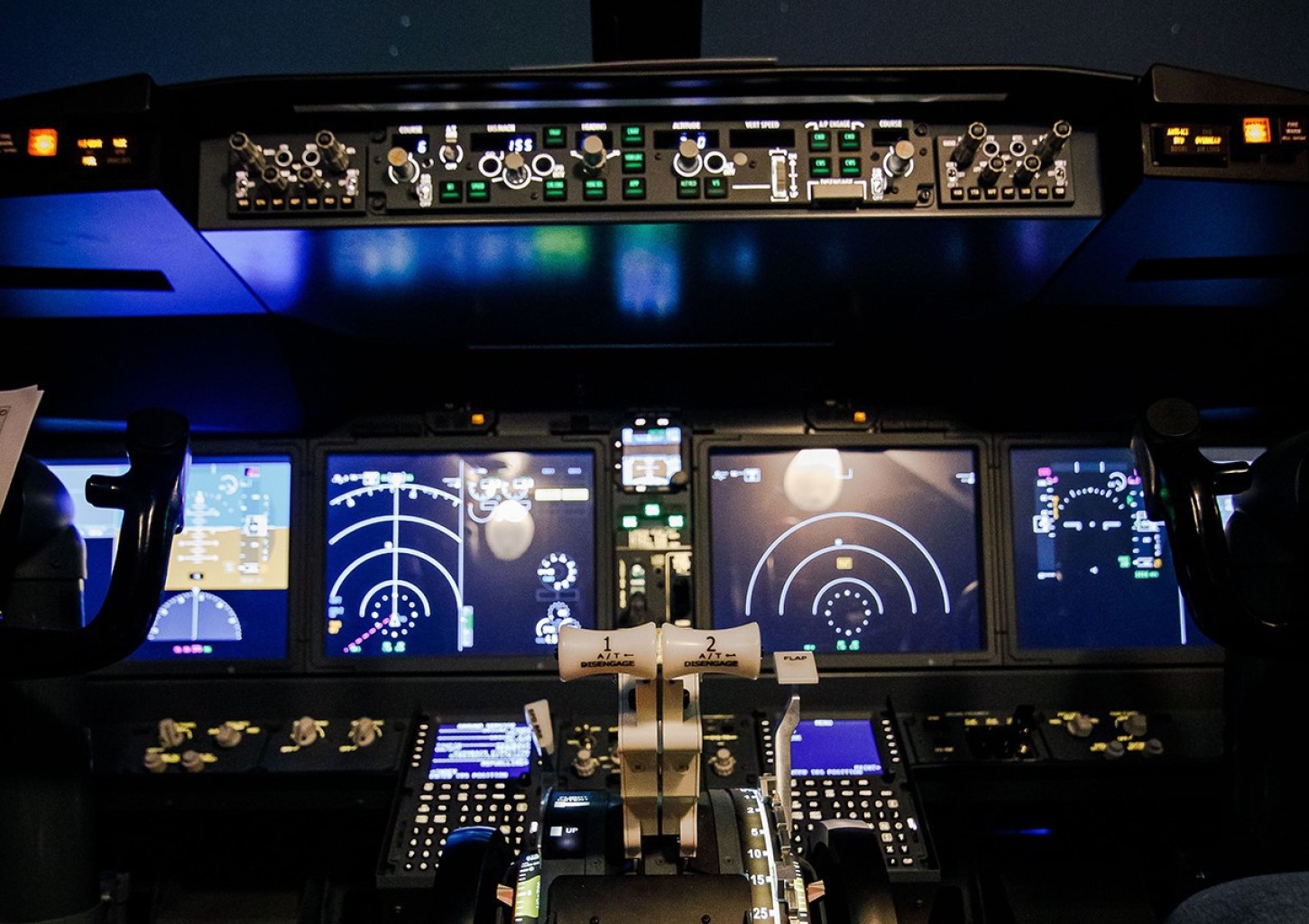Lot w Symulatorze Boeing 737 Max (60 minut) | Warszawa