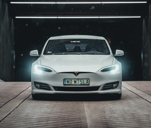 Jazda Teslą Model S z Autopilotem Ulicami Miasta (45 minut) | Wiele Lokalizacji-Prezent dla Mężczyzny_P